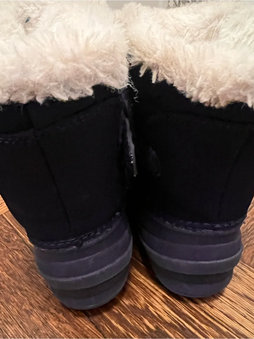 Cat & Jack Navy Kids Rain & Snow Boots with Rainbow Detail